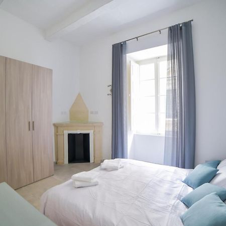 Ca1- City Central Apartment 1 Valletta Bagian luar foto